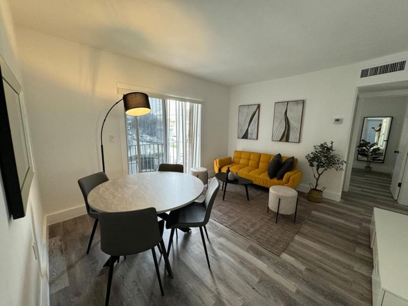 Remodeled Little Havanna Apartments Great Location Miami Kültér fotó