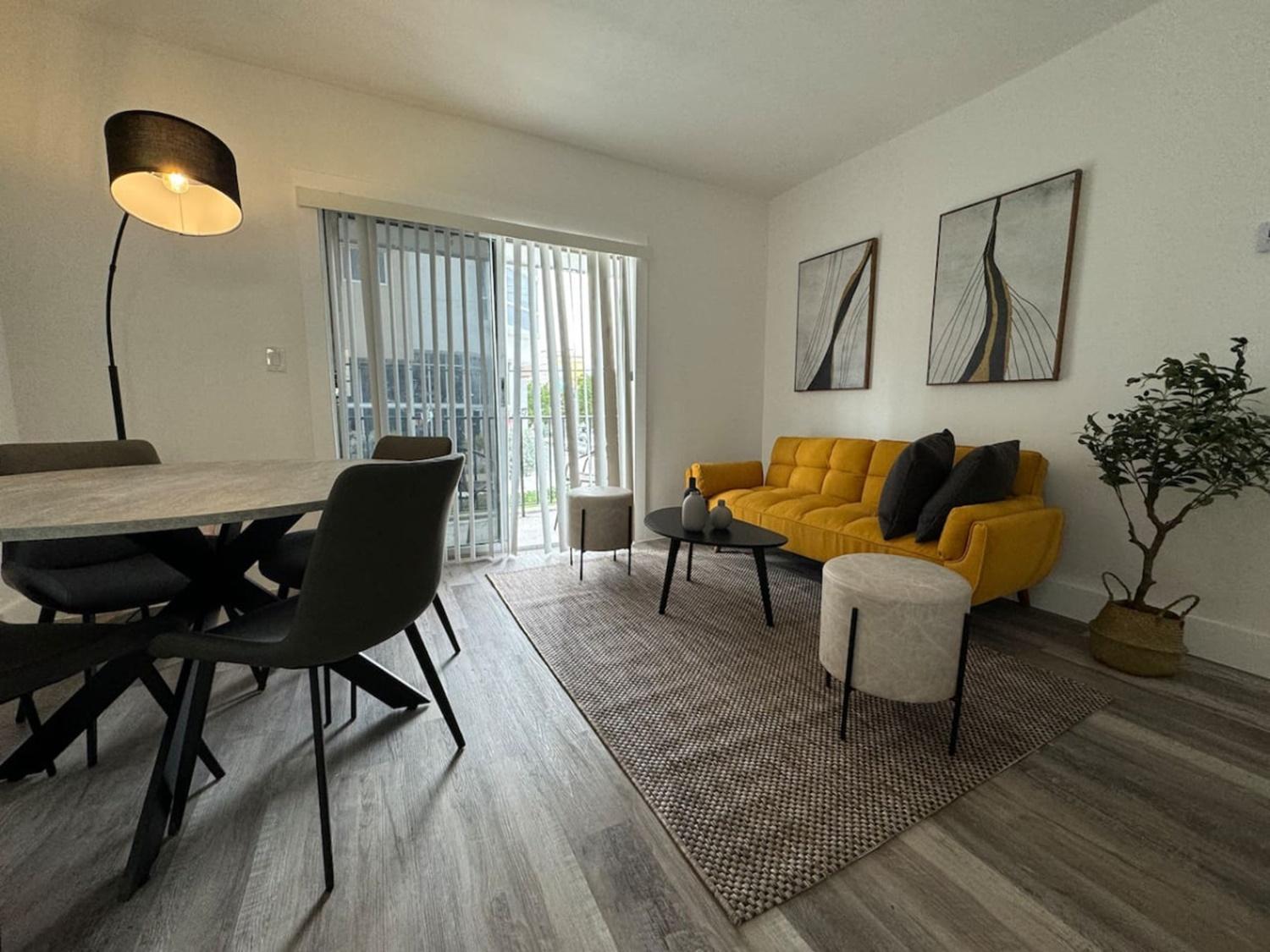 Remodeled Little Havanna Apartments Great Location Miami Kültér fotó